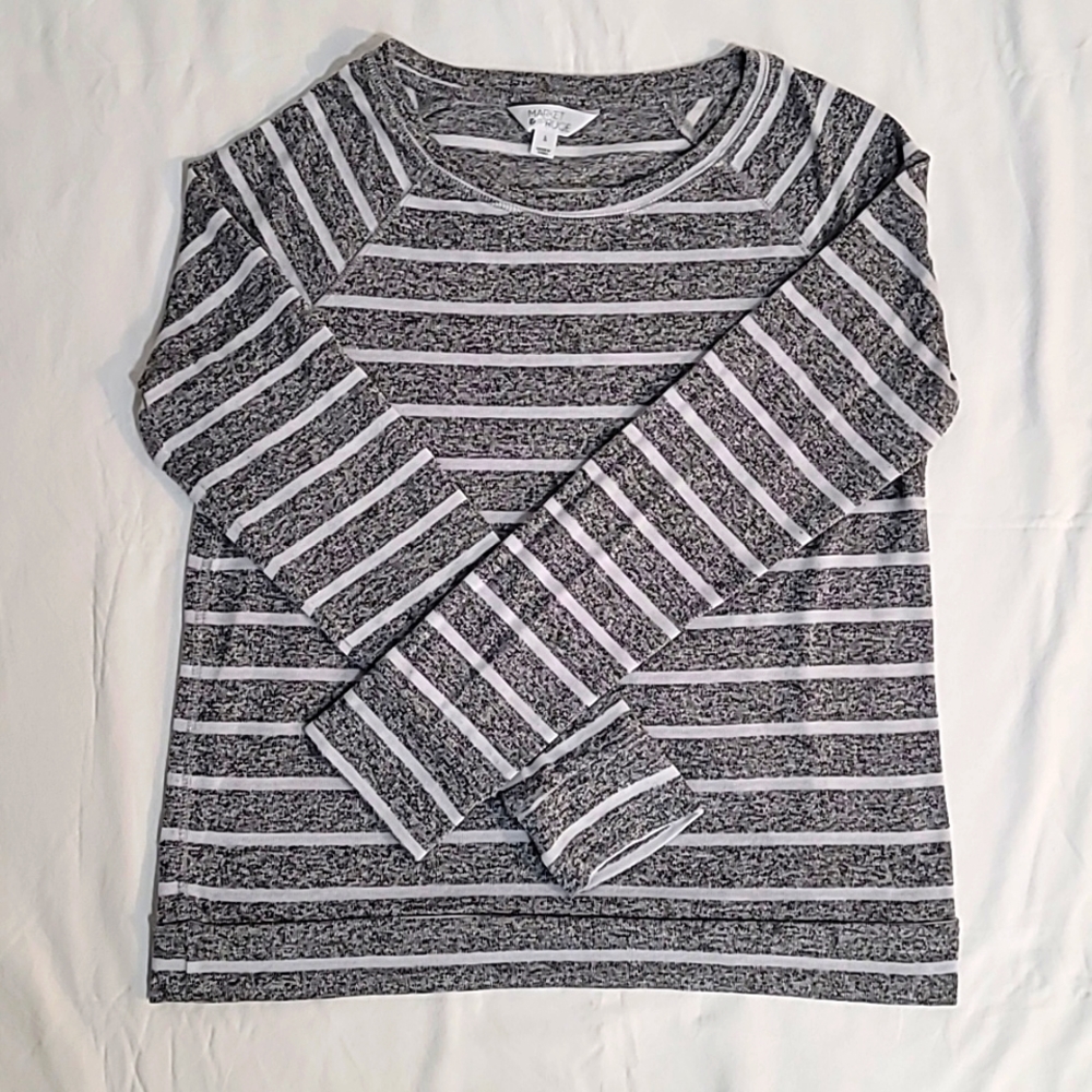 Market & Spruce striped knit top - Sz L